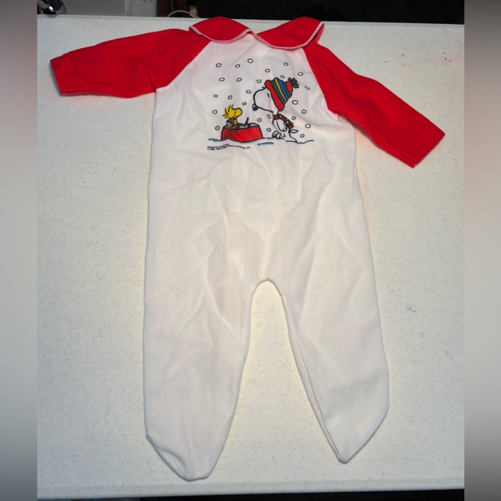 Vintage Lullaby Land Featuring Snoopy and Woodstock